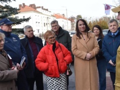 Wizyta Wicewojewody w obornickiej komendzie