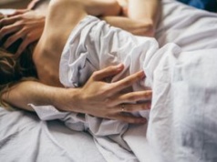 Kompulsywny seks zniszczył im życie. Przychodzą zawstydzeni do jego gabinetu