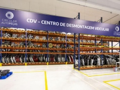 600 zdemontowanych pojazdów, 9.000 ponownie użytych części