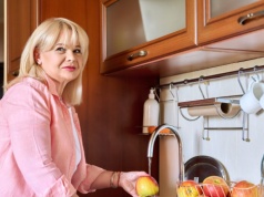 Tak jedzone jabłka działają najlepiej. Większość osób robi to źle