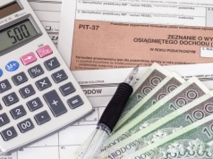 Zwrot z urzędu skarbowego nie dociera? Jedno zaniedbanie wstrzymuje wypłatę