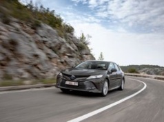 Toyota Camry XV70 (2019-2024) - opinie i typowe usterki