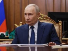 "Cyniczne morderstwo". Putin grzmi po śmierci Chameneiego