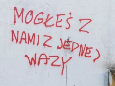 Państwo idzie na wojnę z graffiti. Chcą usuwać wrzuty z prywatnych budynków bez zgody właścicieli