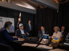 Biały Dom publikuje już historyczne zdjęcia ze sztabu operacji 