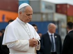 Papież zaniepokojony sytuacją na Bliskim Wschodzie i w Iranie