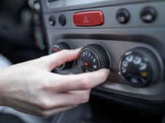 Ustawiasz 19 stopni i ruszasz w trasę. Silnik dostaje wtedy dodatkowe, niewidoczne obciążenie