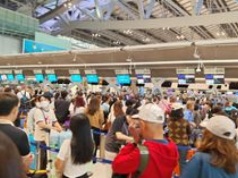 Te zdjęcia mówią wszystko. Tak Polacy walczą o powrót do domu