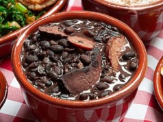 Fasolkę robię po brazylijsku. Narodowy przysmak nasyci na długo