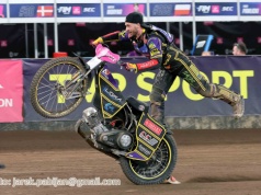 Żużel. Woryna skazany na pożarcie? Tylko nieliczni Polacy zaliczyli udany debiut w SGP