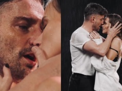 Kaczorowska promuje swój spektakl w stołecznym teatrze, pocałunkiem w strugach deszczu. "To się dzieje"