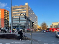 Wypadek w centrum Szczecina. Lądował śmigłowiec LPR