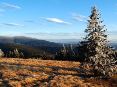 Główny Szlak Beskidzki. Koniec z oznakowaniem z lat 80. Czas na nowoczesność