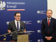 Minister energii Miłosz Motyka: Dostawy ropy i gazu realizowane są bez zakłóceń. Polska posiada zapasy surowców