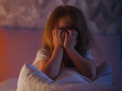 Problem z zasypianiem u dziecka nawraca? Zastanów się, co robiło przez cały dzień