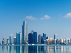 Ataki na Iran sparaliżowały loty. Turyści w Abu Zabi i Dubaju nie zapłacą za hotel