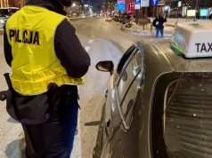 Warszawa. Pobito Tadżykistańczyka. Kontrole przewozów osób