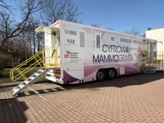 Zbadaj piersi w mammobusie. Bezpłatna mammografia dla mieszkanek Krakowa