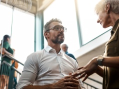 Kryzys talentów to kryzys przywództwa? Firmy same sobie ograniczają dostęp do specjalistów