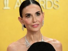 63-letnia Demi Moore zadała szyku. Tak wyglądała na gali SAG Awards 2026