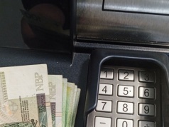 Uważaj, ile wpłacasz na konto. Bank doniesie skarbówce