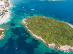 Europejskie Malediwy tańsze niż Chorwacja. Turkusowa woda i tanie all inclusive