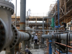 Ceny ropy po ataku na Iran mocno w górę. Wiele zależy od jednej decyzji