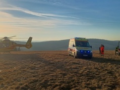 Dramat turystki w Beskidzie Niskim. Korzeń przebił pachwinę