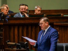 Minister Krajewski prezentuje „pasmo sukcesów” swojego resortu. „Mercosur to dziecko PiS”