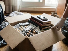 Czego nie wolno wyrzucać do śmieci po śmierci osoby w mieszkaniu?