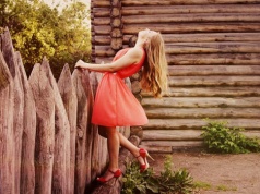 Sukienki maxi czy sukienki mini – którą długość wybrać, by podkreślić styl i sylwetkę?