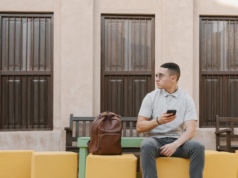 Specjalne pakiety dla Polaków. Plus i Play reagują na kryzys w Iranie