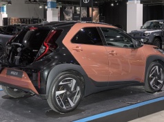 Toyota Aygo X jako przystępna cenowo propozycja w segmencie miejskich crossoverów
