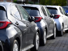 Czy nowe przepisy parkingowe sparaliżują miasta?