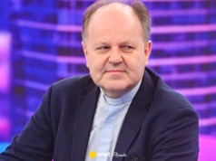 Kazimierz Sowa zadrwił z influencerów w Dubaju. 