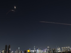 Irańskie rakiety nad ZEA i Izraelem. W kolejnych krajach rozbrzmiewają alarmy