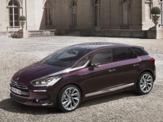 Używany Citroën DS5 z silnikiem 2.0 HDi. Na dłuższe trasy z klasą i charakterem
