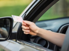 17-latkowie za kierownicą. Od dziś ważne zmiany w przepisach drogowych