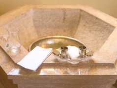 W Wiedniu aż 142 osoby przyjmą chrzest. To dorośli i nastolatkowie