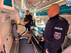 Wspólne działania służb w Cieszynie. Policja szkoliła ratowników medycznych