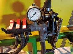 Opryskiwacze bez badań i 265 zarzutów. Rolnicy zapłacili, ale diagnostyka była fikcją