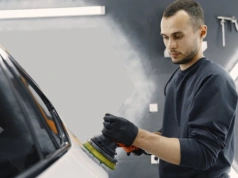 Jak zlikwidować hologramy na lakierze samochodu?