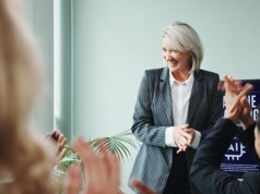 Sprzedaż i marketing z niespodziewanym awansem. Pracodawcy zmieniają priorytety