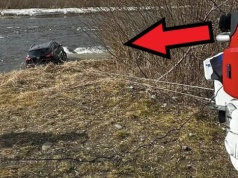 Zwłoki w Popradzie i samochód w rzece. Policja ujawnia nowe ustalenia