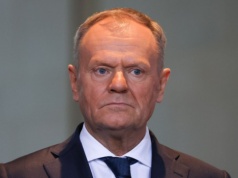 Tusk o ewakuacji Polaków z Bliskiego Wschodu. Samoloty podobno są w gotowości