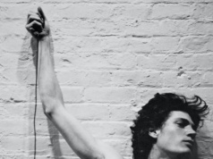 Robert Mapplethorpe – intymność, odwaga i bezkompromisowość fotografii XX wieku