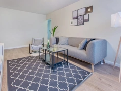 Listwy przypodłogowe PCV – jak dobrać je do swojego wnętrza?