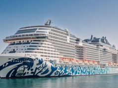 Tysiące turystów utknęło na statkach na Zatoce Perskiej. "Jesteśmy uwięzieni w złotej klatce"