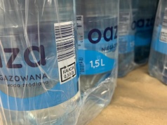 Ukradł butelki z automatu kaucyjnego. Grozi mu więzienie