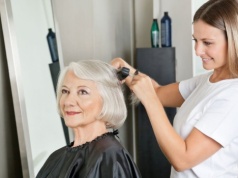 Chcesz ściąć włosy na wiosnę? Te fryzury odmładzają i dodają objętości